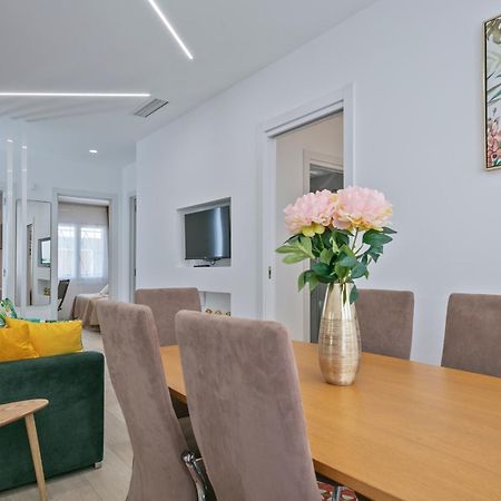 Boutique Plaza Catalonia Suites Cornella Cornellà de Llobregat Extérieur photo