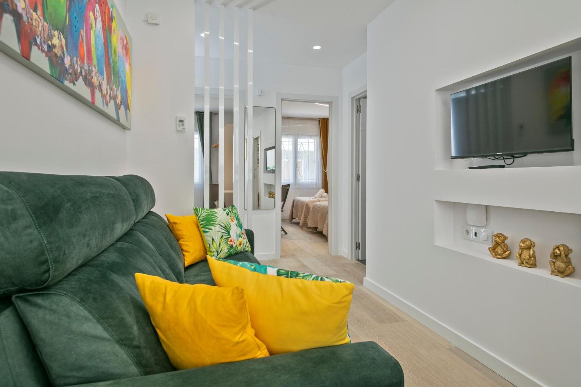 Boutique Plaza Catalonia Suites Cornella Cornellà de Llobregat Extérieur photo