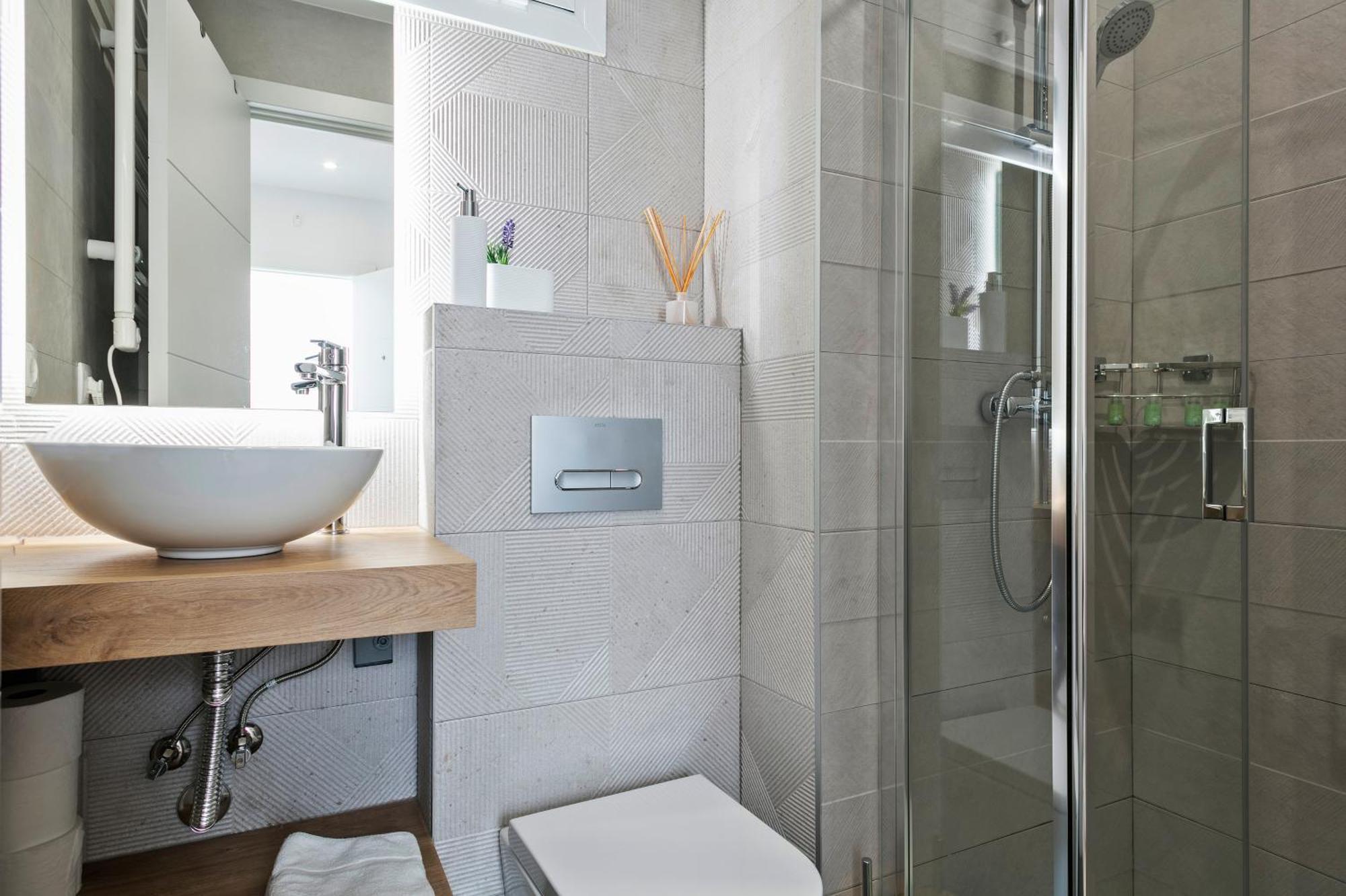 Boutique Plaza Catalonia Suites Cornella Cornellà de Llobregat Extérieur photo
